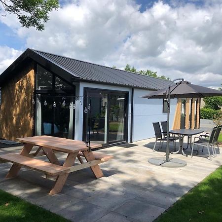 Luxe En Gezellig Chalet Aan Veluwemeer 4 Pers Hulshorst Luaran gambar