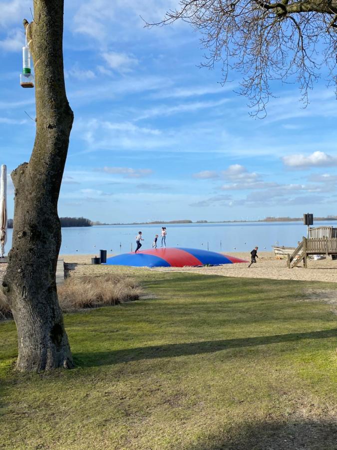 Luxe En Gezellig Chalet Aan Veluwemeer 4 Pers Hulshorst Luaran gambar